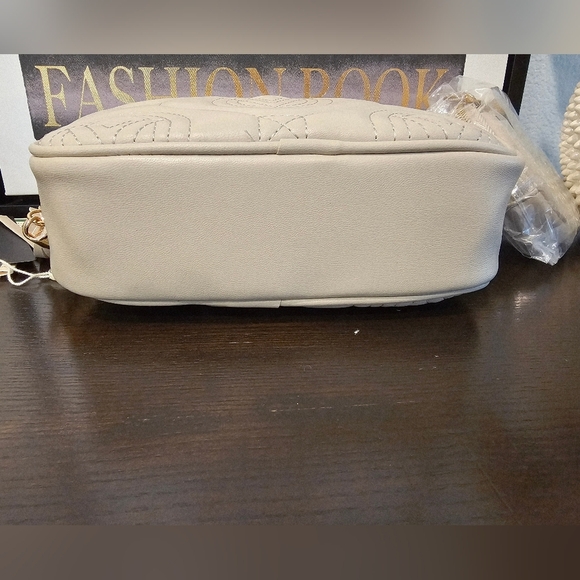 Valentino Orlandi Shoulder Bag . - Picture 6 of 9